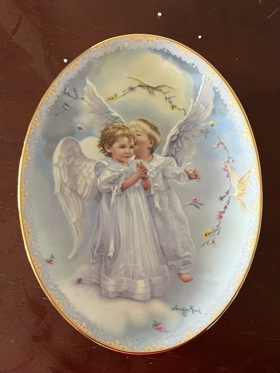 sandr kuck Other - Heavenly Angels Decorative Glass Art Plate - White and Pastel